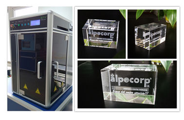 Chine Laser en verre de la machine de gravure de laser en cristal de la caméra 3D de kiosque 3W actionné fournisseur